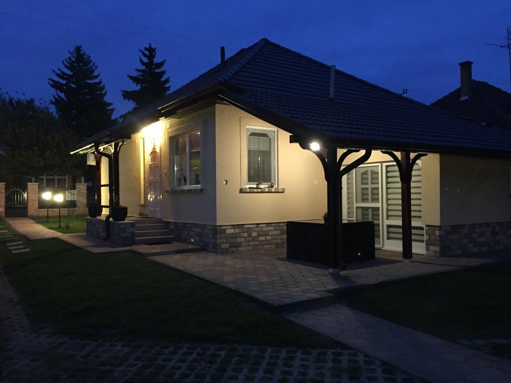 Regina Delux Apartment *